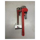 Pipe wrenches