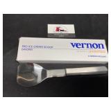 Black Angus Pro Ice Scoop