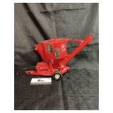Ertl IH Grinder/Mixer  1/16th