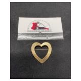 12 K G F Heart Brooch