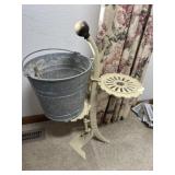 Homemade planter plate stand