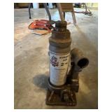 Bottle jack