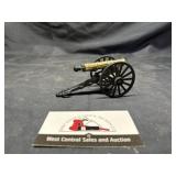 Small toy cannon