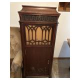 Edison Disc Phonograph and records