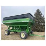 Brent 744 Gravity Wagon