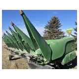 John Deere 608C Cornhead