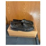 Womens size 9 shoes