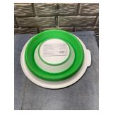 Pampered chef collapsible serving bowl