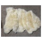 Fur/ Hide / Rug