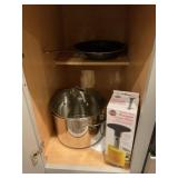 Pots and pans and pineapple core slicer