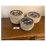 Boleslawiec grape ceramic ware