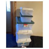 Plastic storage containers with lids