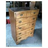 Five drawer dresser approximately 18 x 32 x 45