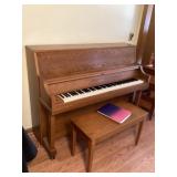 Oak Yamaha piano bring help to remove without the