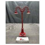 Lionel double lamp post