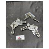 Corner clamps and pocket hole jig