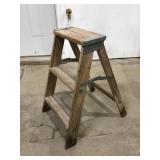 Wood Step Ladder Wood Step Ladder
