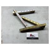 Folding rulers