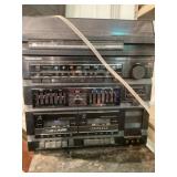 Soundesign stereo and speakers ***Buyer unhook