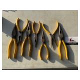 Pliers