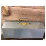 Metal tool box
