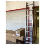 Aluminum extension ladder