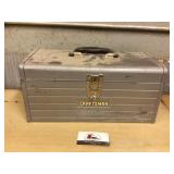 Metal Craftsman toolbox