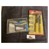 Staple gun and rivet gun