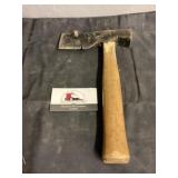 Carpenter hatchet