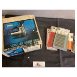 Scroller Sabre saw and blades