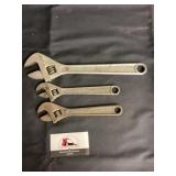 Adjustable wrenches