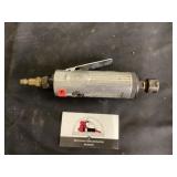 Pneumatic grinder
