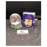 Harry Potter snow globe and hermione granger