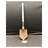 Trench shovel