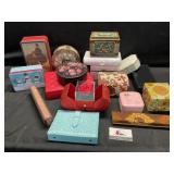 Jewelry boxes / Storage containers