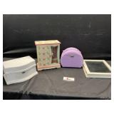 Jewelry boxes