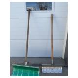 Snow Shovels
