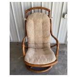 Swivel chair