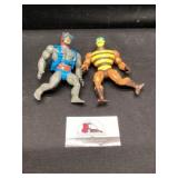 Motu buzz off, Stratos