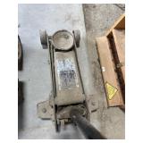 Floor jack