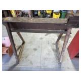 Heavy metal work stand with vise