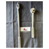 1/2 drive ratchet and breaker bar