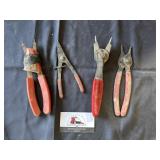 Spark plug pliers