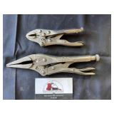 Adjustable locking pliers