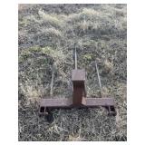 Three-point bail spear