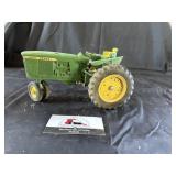 1/16 John Deere