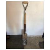 Trench shovel