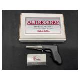 Altor Survival Gun 9MM w/Box
