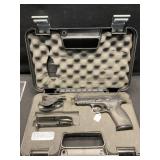 Smith & Wesson M & P 40   .40 S&W