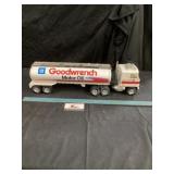 GM good wrench motor oil tanker semi